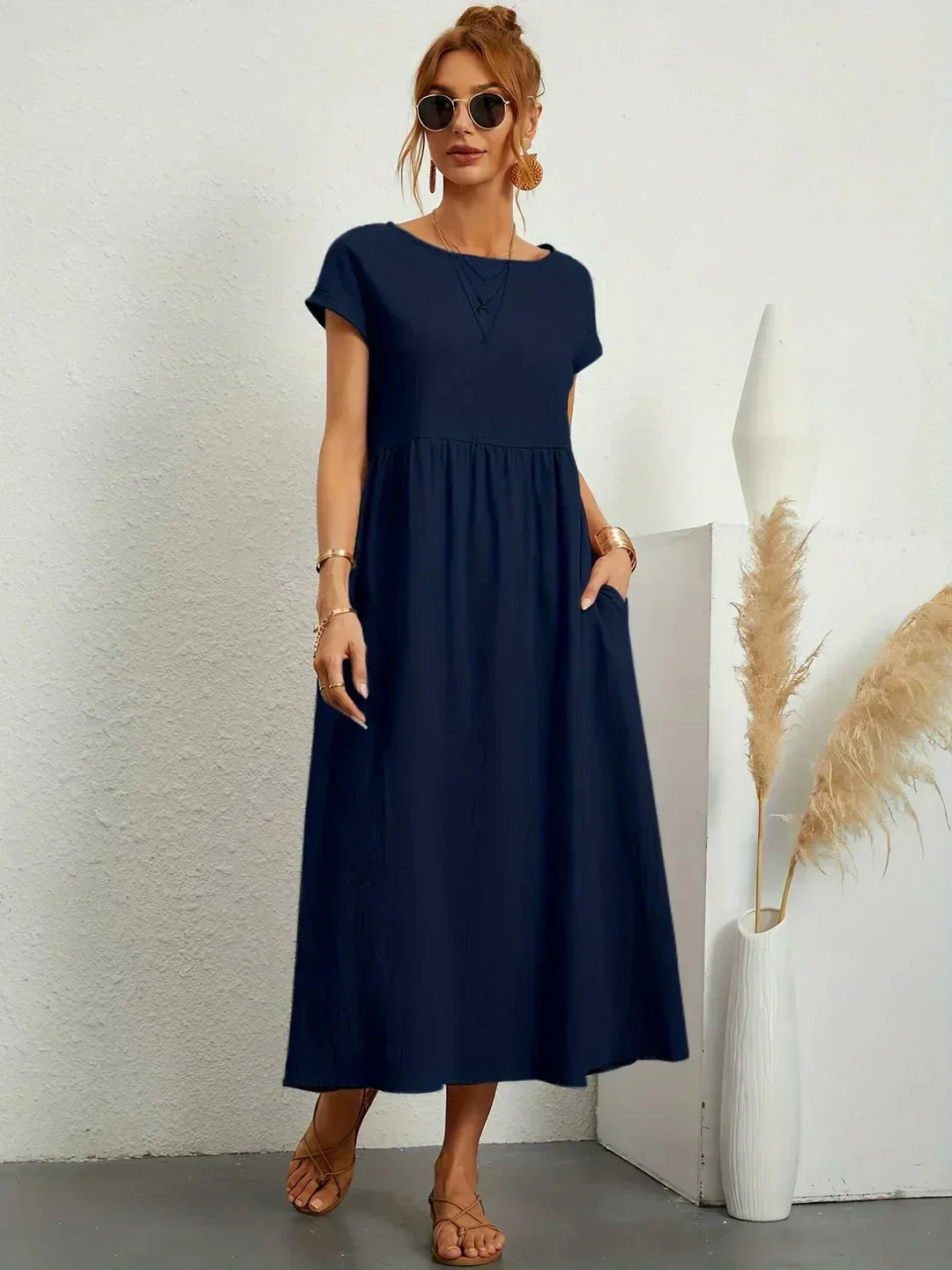 Gabrielle | Midi sukienka w płynnej elegancji bez czasu