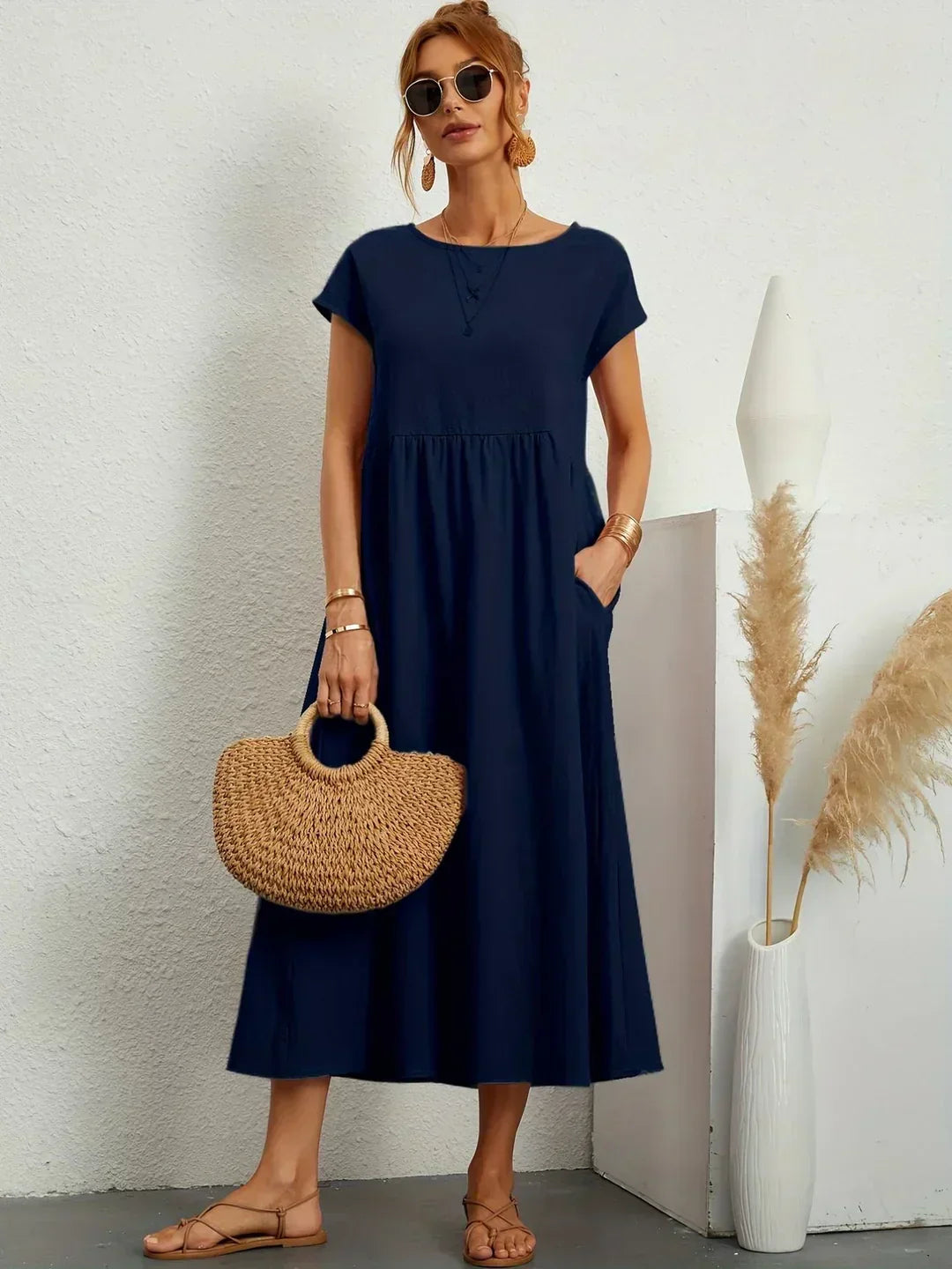 Gabrielle | Midi sukienka w płynnej elegancji bez czasu