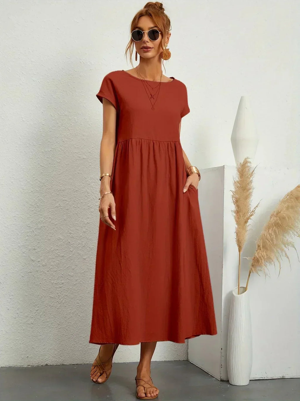 Gabrielle | Midi sukienka w płynnej elegancji bez czasu
