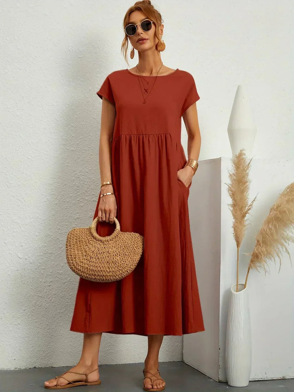 Gabrielle | Midi sukienka w płynnej elegancji bez czasu