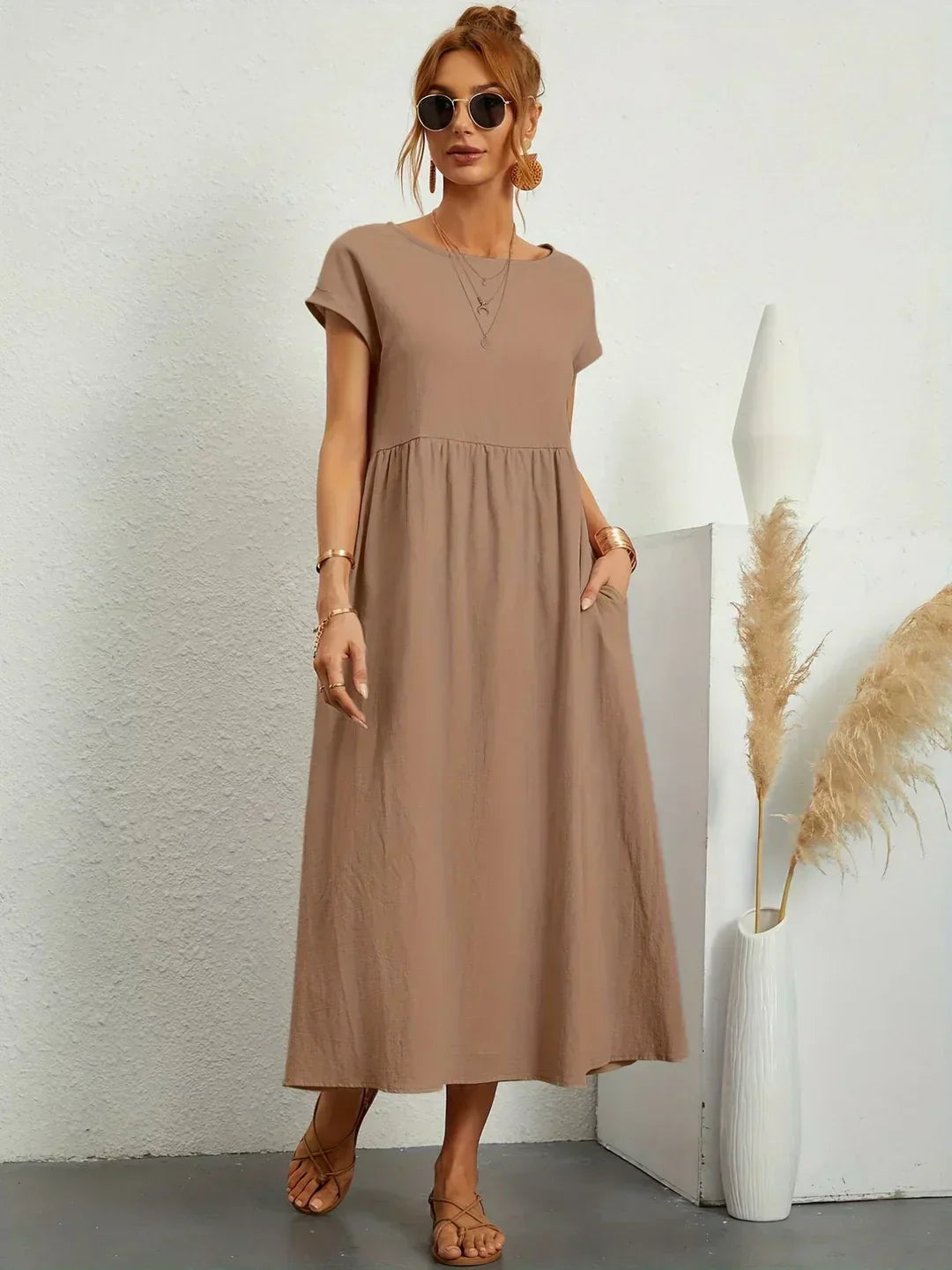 Gabrielle | Midi sukienka w płynnej elegancji bez czasu