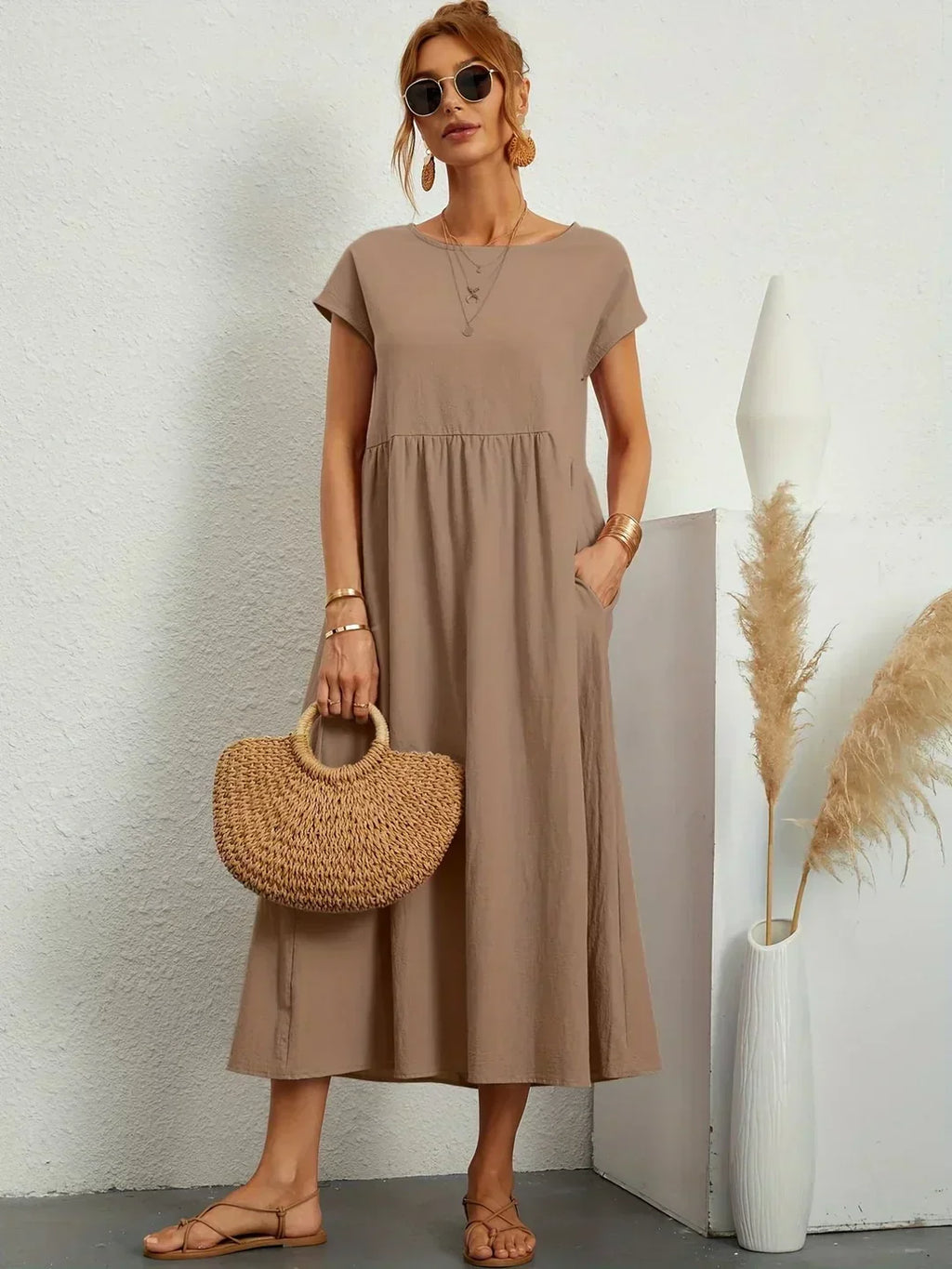 Gabrielle | Midi sukienka w płynnej elegancji bez czasu