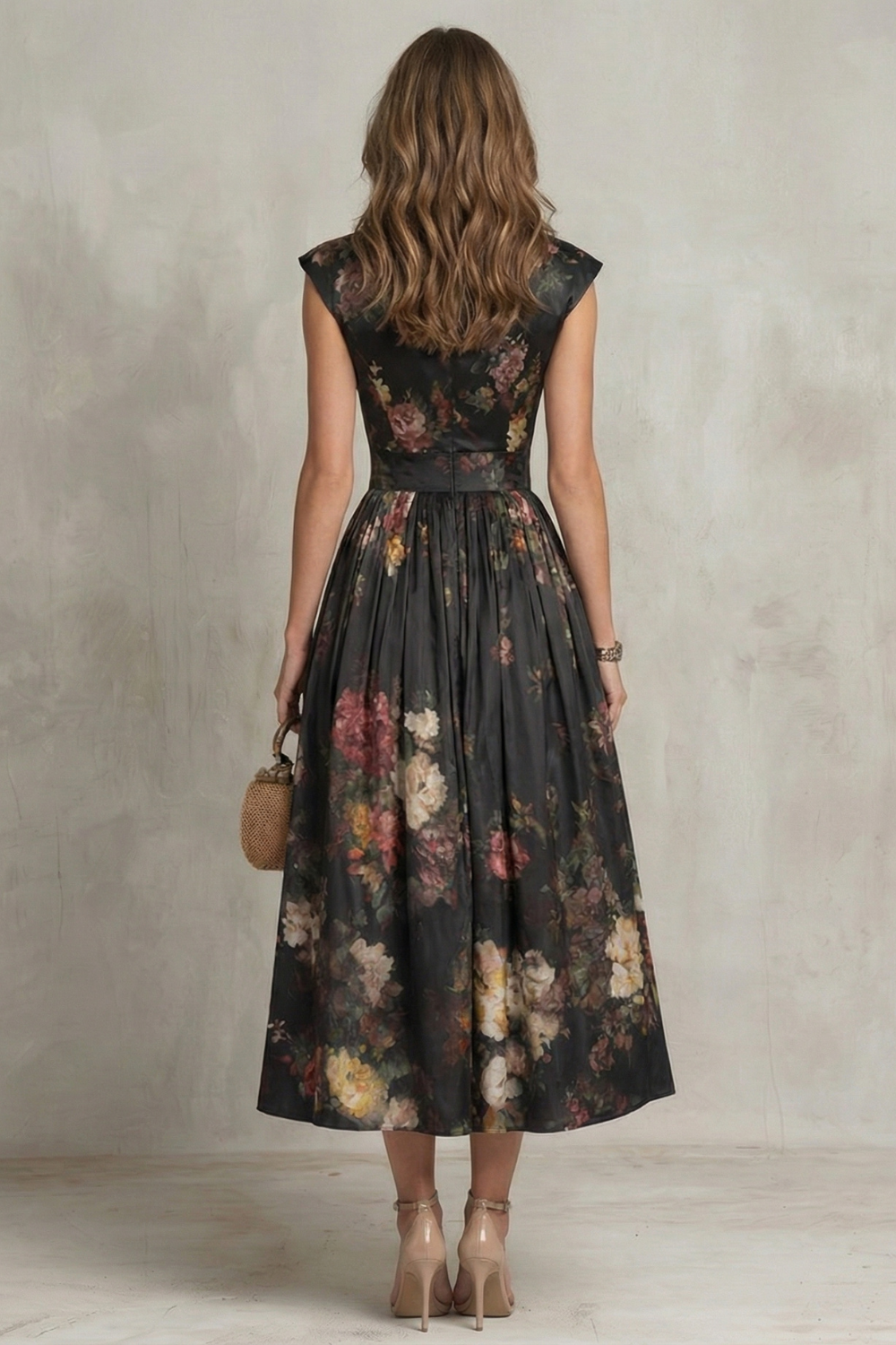 Noirelle – Vintage kwiatowa elegancja – Sukienka midi