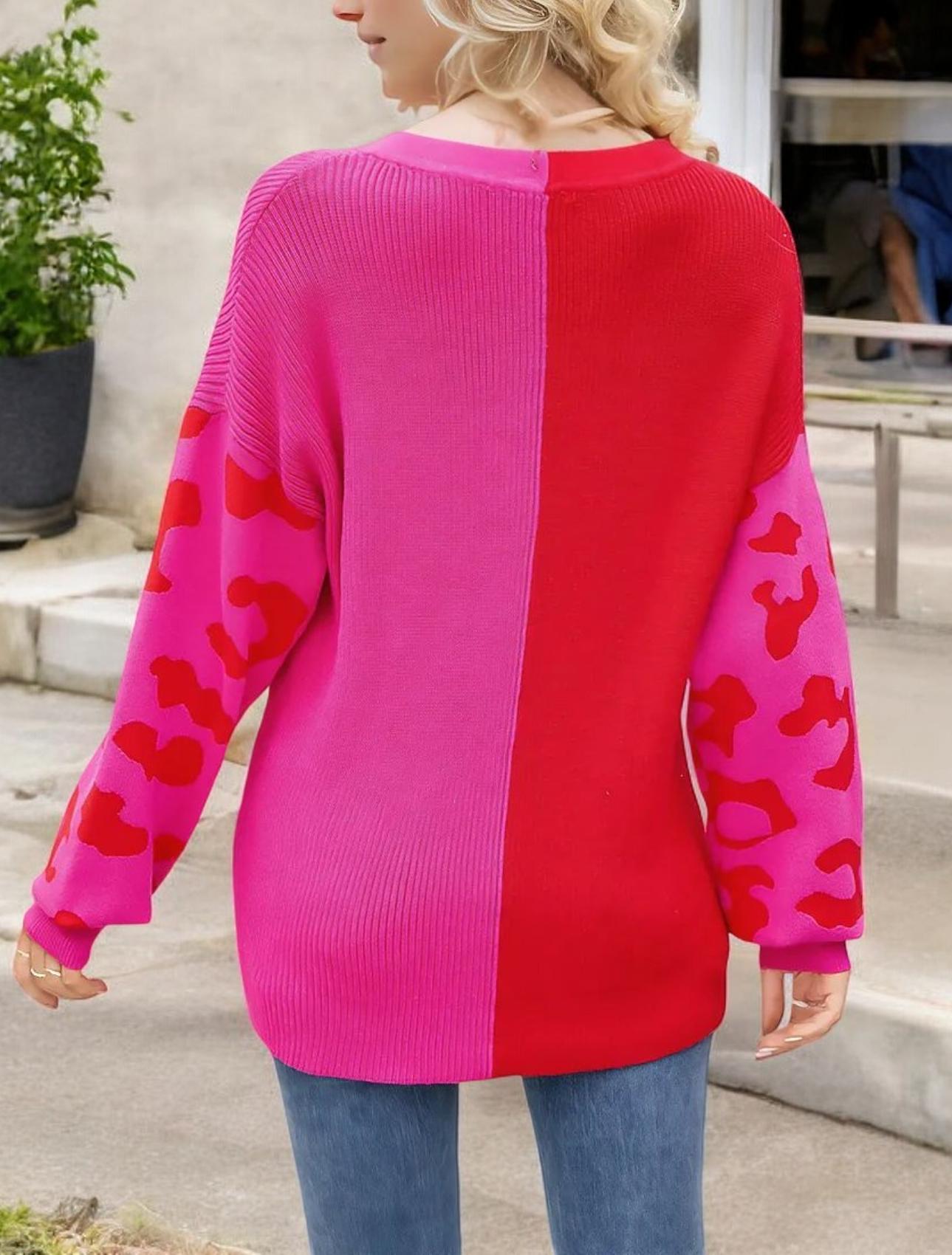 Olesia | Sweter V-Neck w Blokach Kolorystycznych z Rękawami w Wzór Serca i Luźnym Fitem