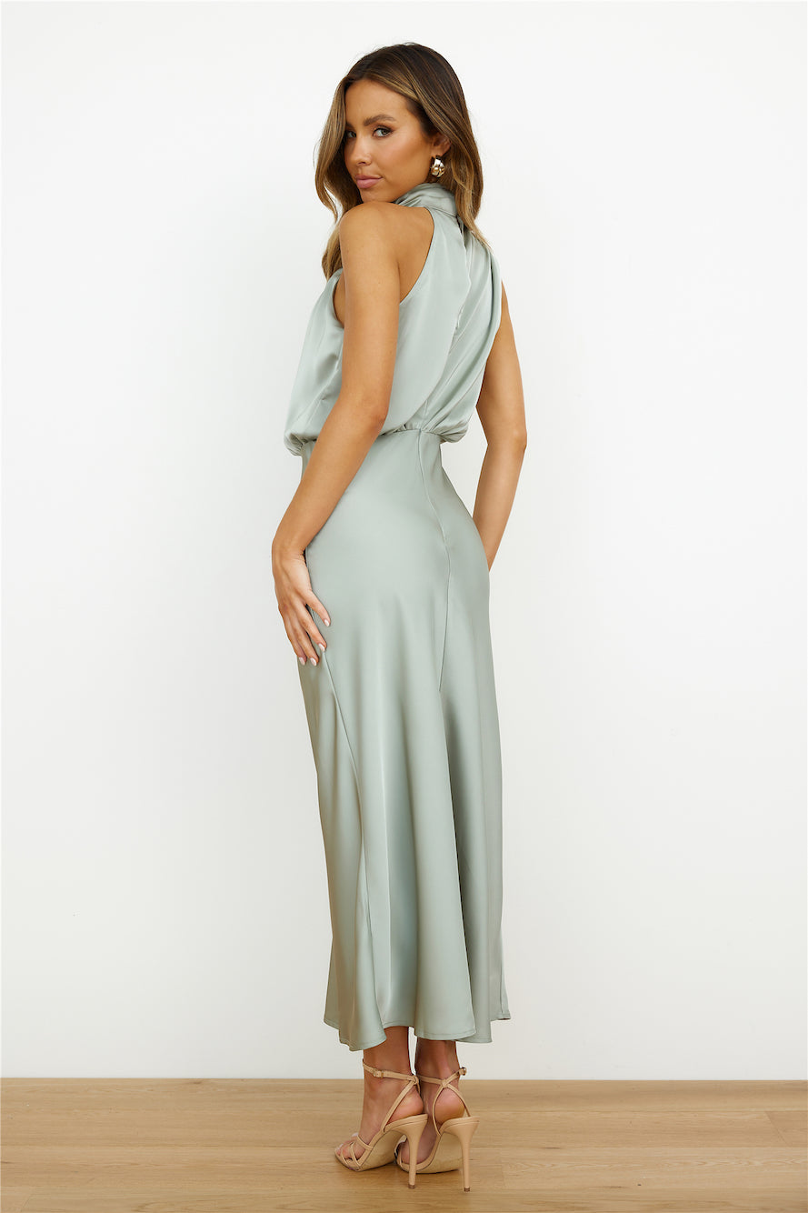 Elianna | Elegancka sukienka midi z asymetrycznym dekoltem