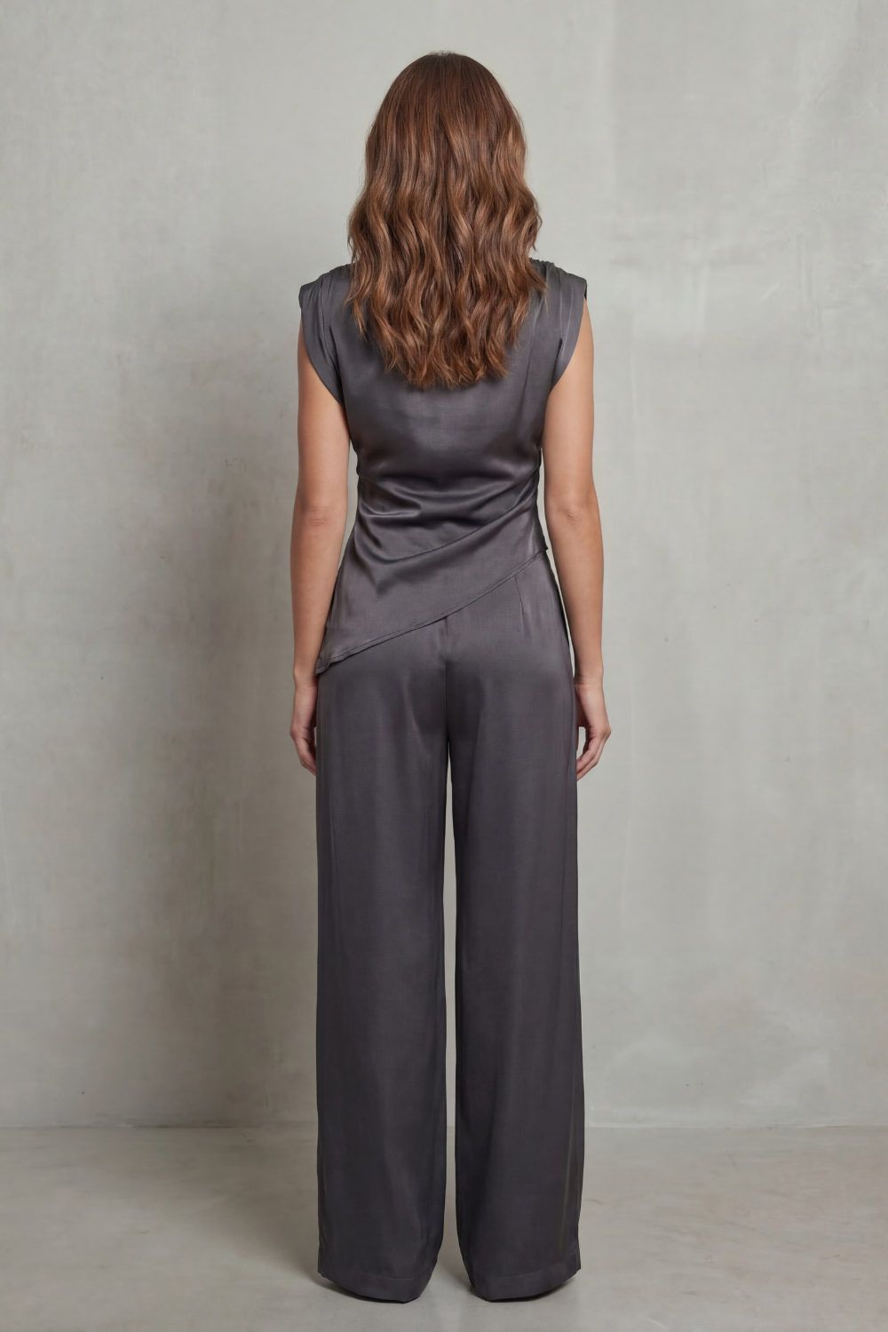 Selora – Detal w tali drapowany – Zestaw casualowej elegancji