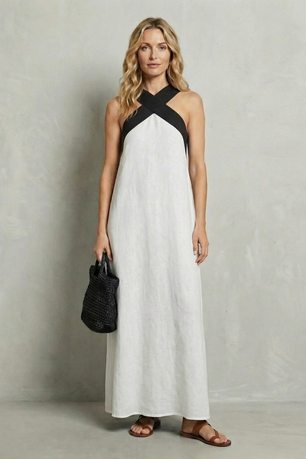 Seravelle – Elegancja z krzyżowym halterem – Sukienka maxi