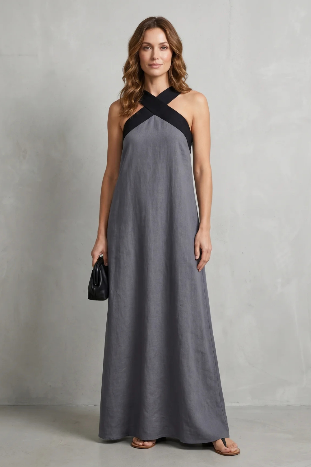 Seravelle – Elegancja z krzyżowym halterem – Sukienka maxi