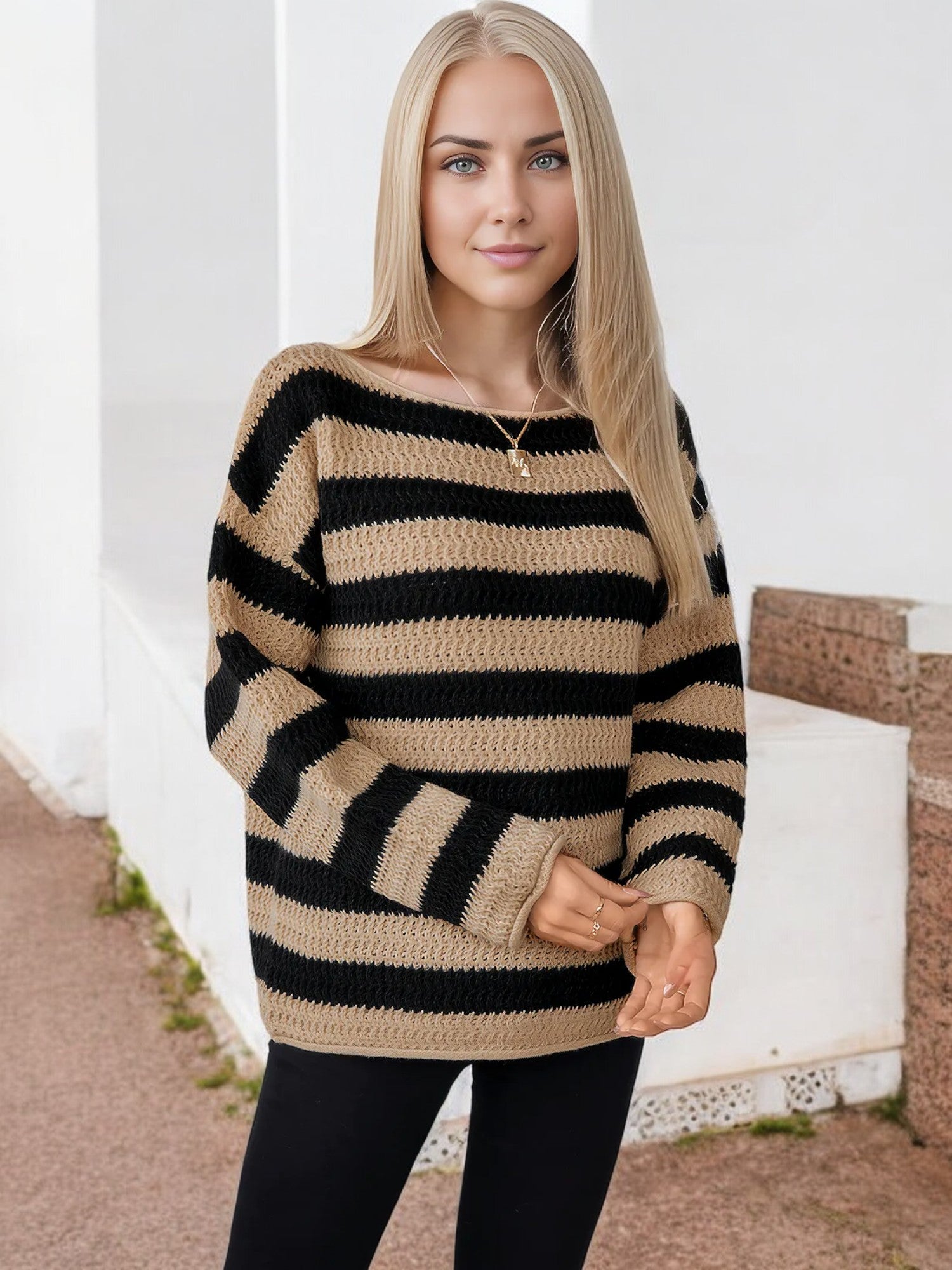 Sylwina | Sweter damski w paski z dekoltem łódką i długimi rękawami