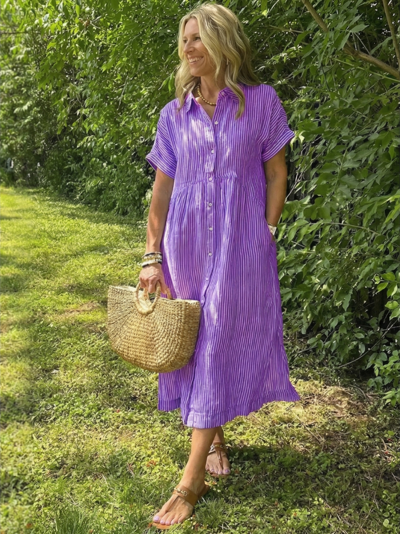 Olivienne | Midi sukienka w paski z krótkim rękawem i guzikiem z przodu