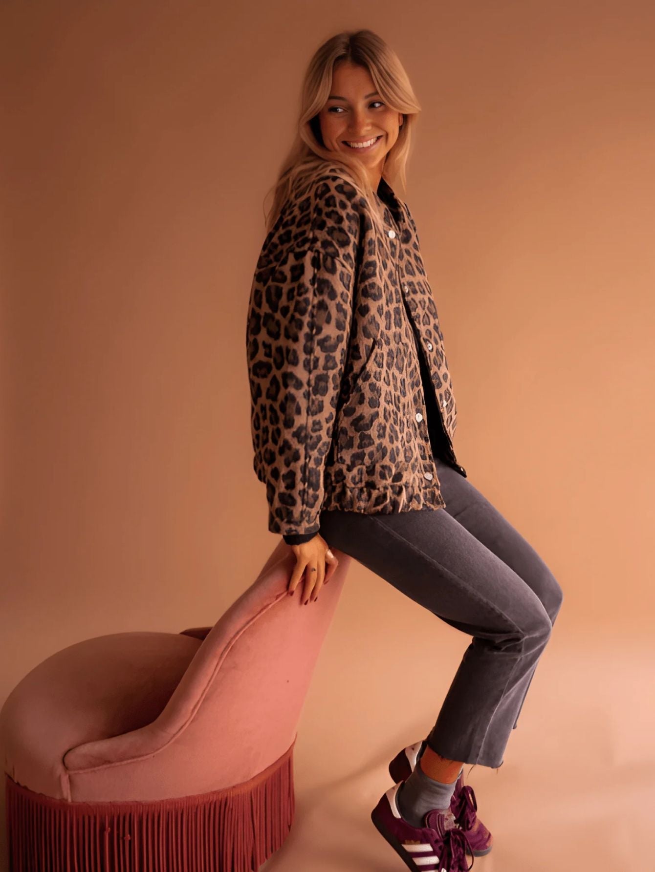 Willow | Kurtka z Wysokim Kołnierzem i Printem w Lamparta