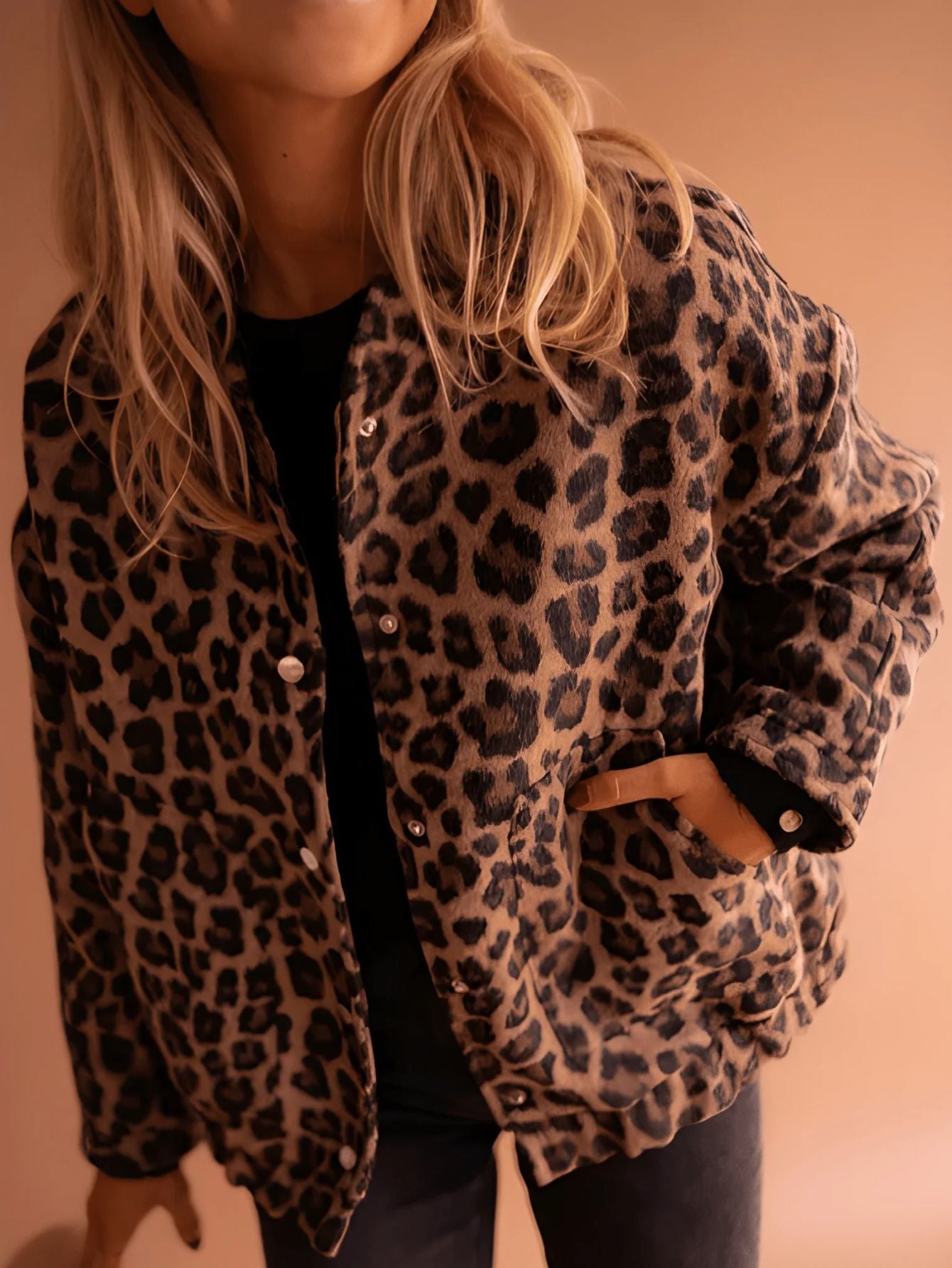 Willow | Kurtka z Wysokim Kołnierzem i Printem w Lamparta